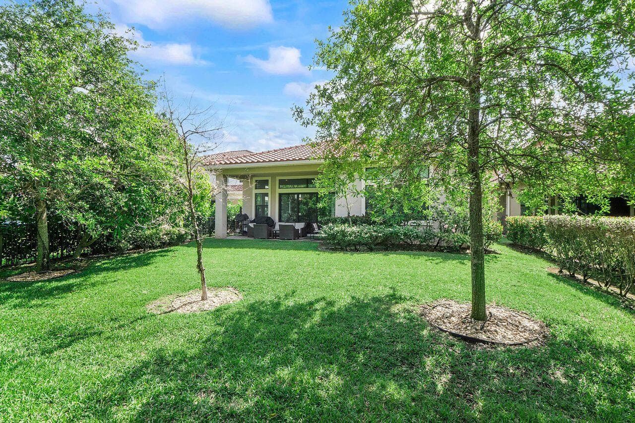 8251 Canopy Terrace, Parkland, FL 33076 photo 5