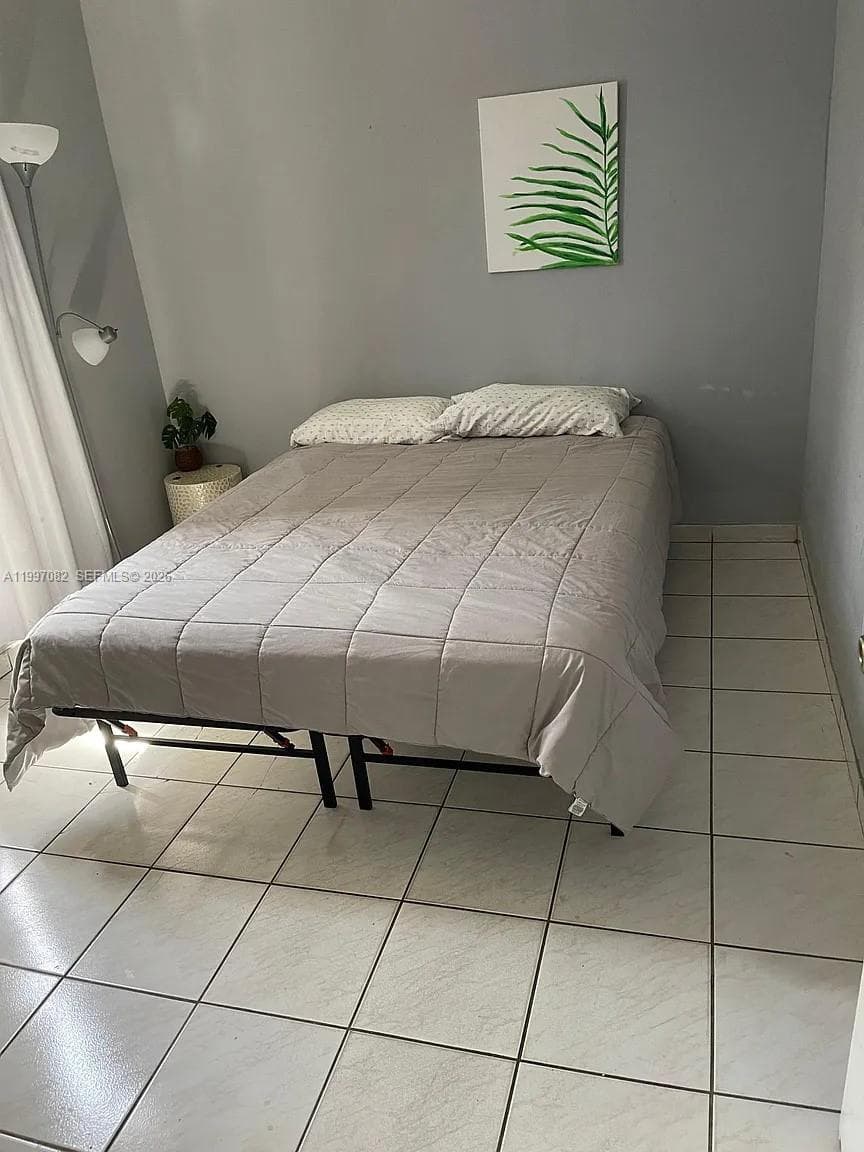 638 SW 15th Ave, Miami, FL 33135 photo 4