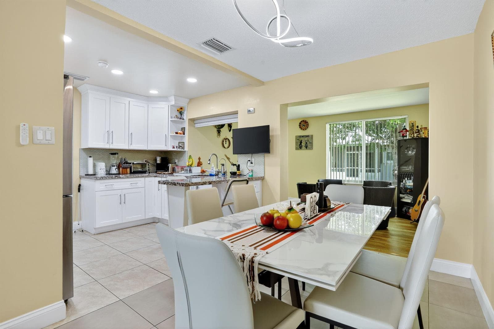 6945 NW 14th Street, Margate, FL 33063 photo 5