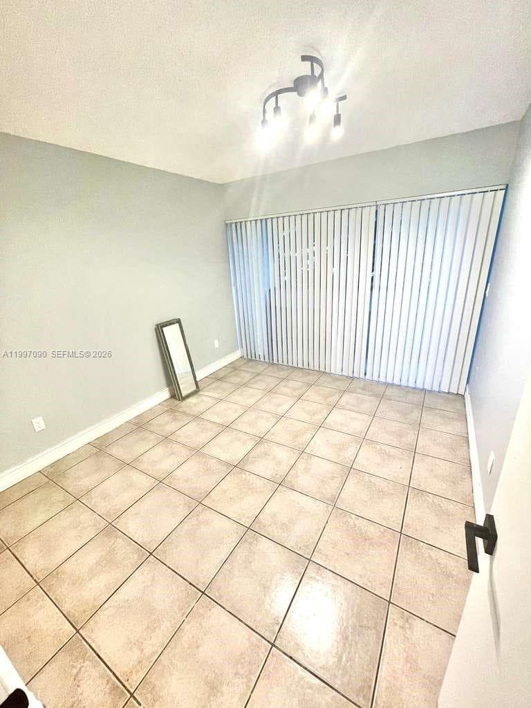 400 NE 18th Ave # 206, Homestead, FL 33033 photo 3