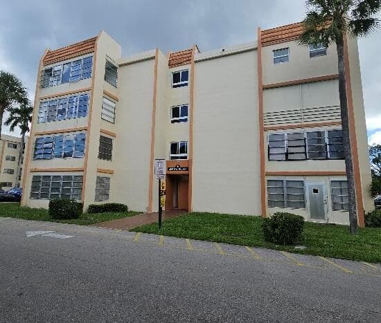 2501 NW 41st Avenue, Lauderhill, FL 33313 photo 2