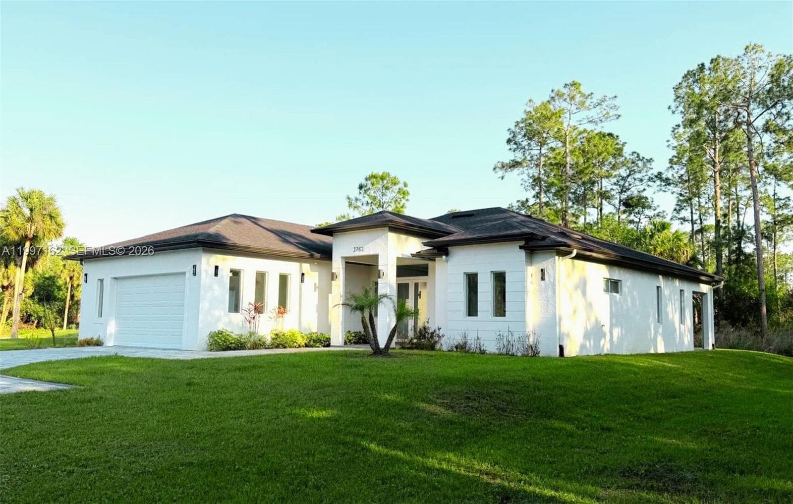 3762 32nd AVE SE, Naples, FL 34117 photo 2