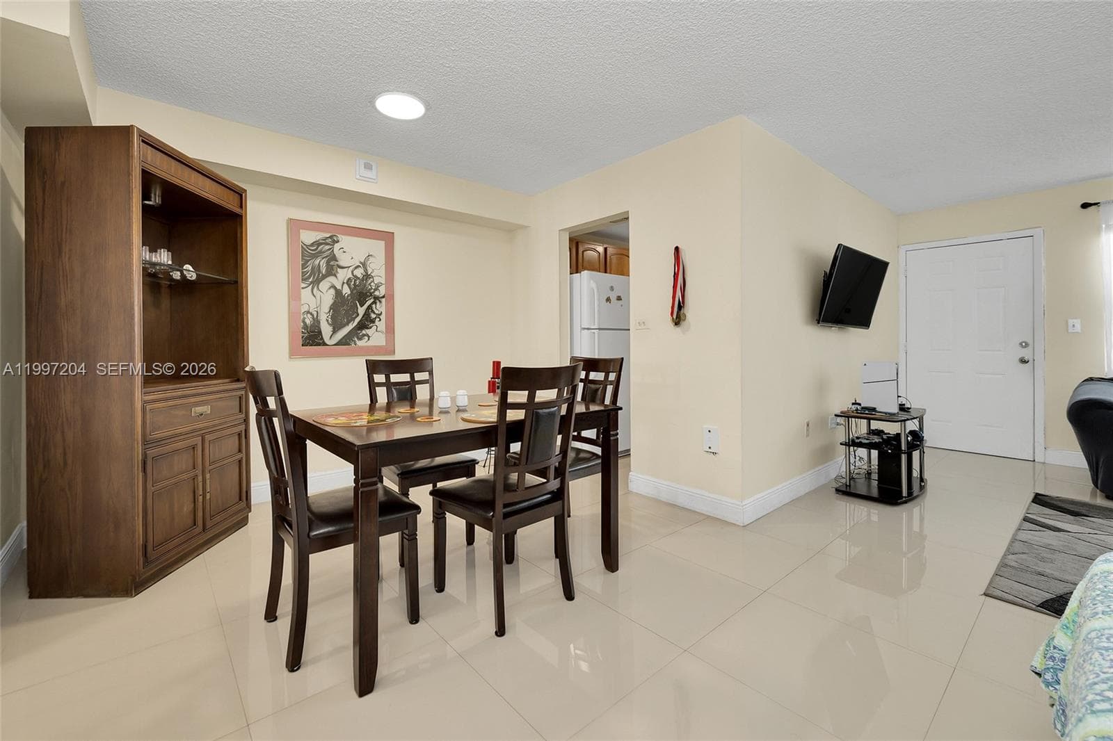 7620 Carlyle Ave # 204, Miami Beach, FL 33141