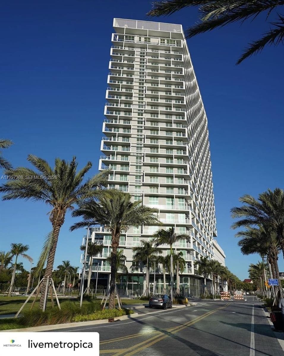 2000 Metropica Way # 505, Sunrise, FL 33323 photo 4