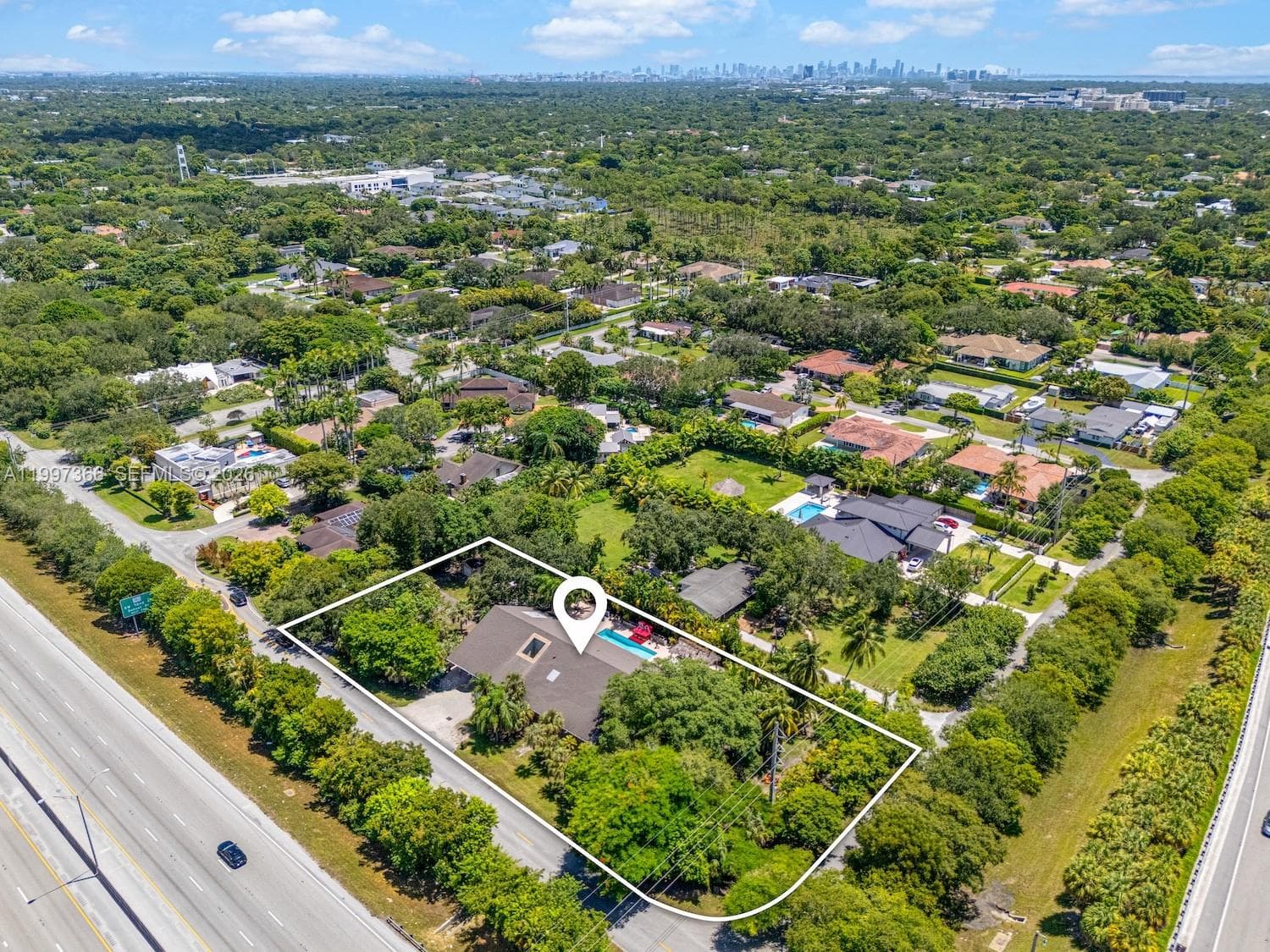 7990 SW 76th Ave, Miami, FL 33143 photo 3