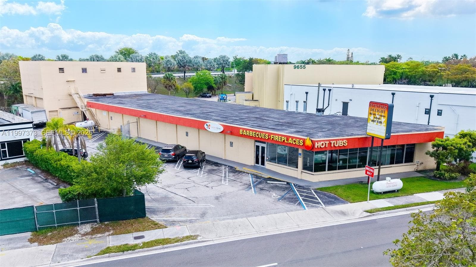 9621 S Dixie Hwy, Pinecrest, FL 33156