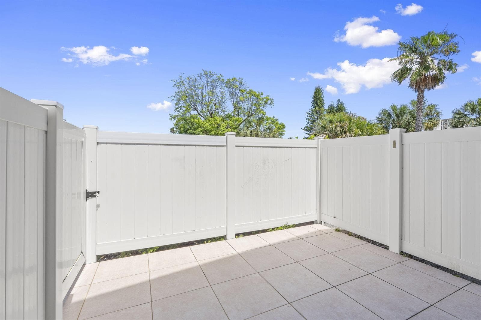 3209 S Lakeview Circle # 8-101, Hutchinson Island, FL 34949 photo 3