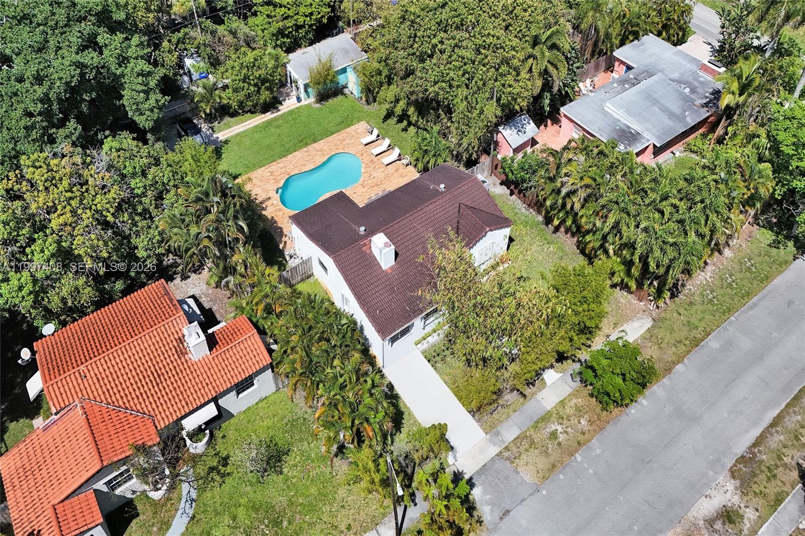 1515 Dewey St, Hollywood, FL 33020 photo 4