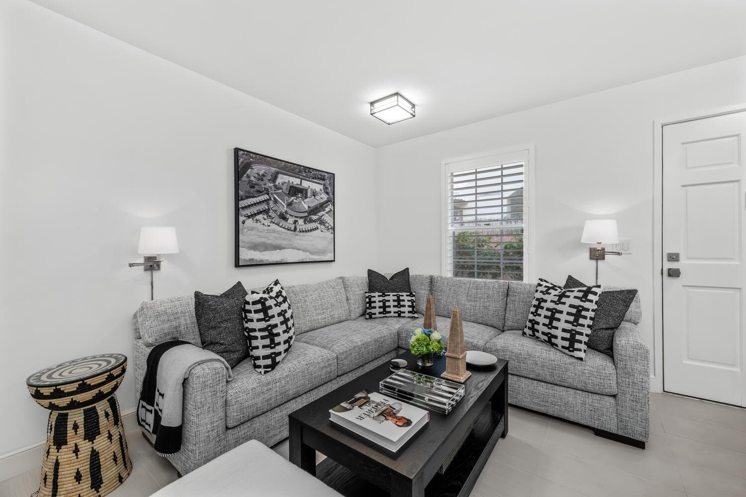 134 Peruvian Avenue # 104, Palm Beach, FL 33480 photo 2