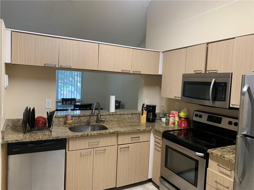 858 NW 92nd Avenue # 858, Plantation, FL 33324 photo 3