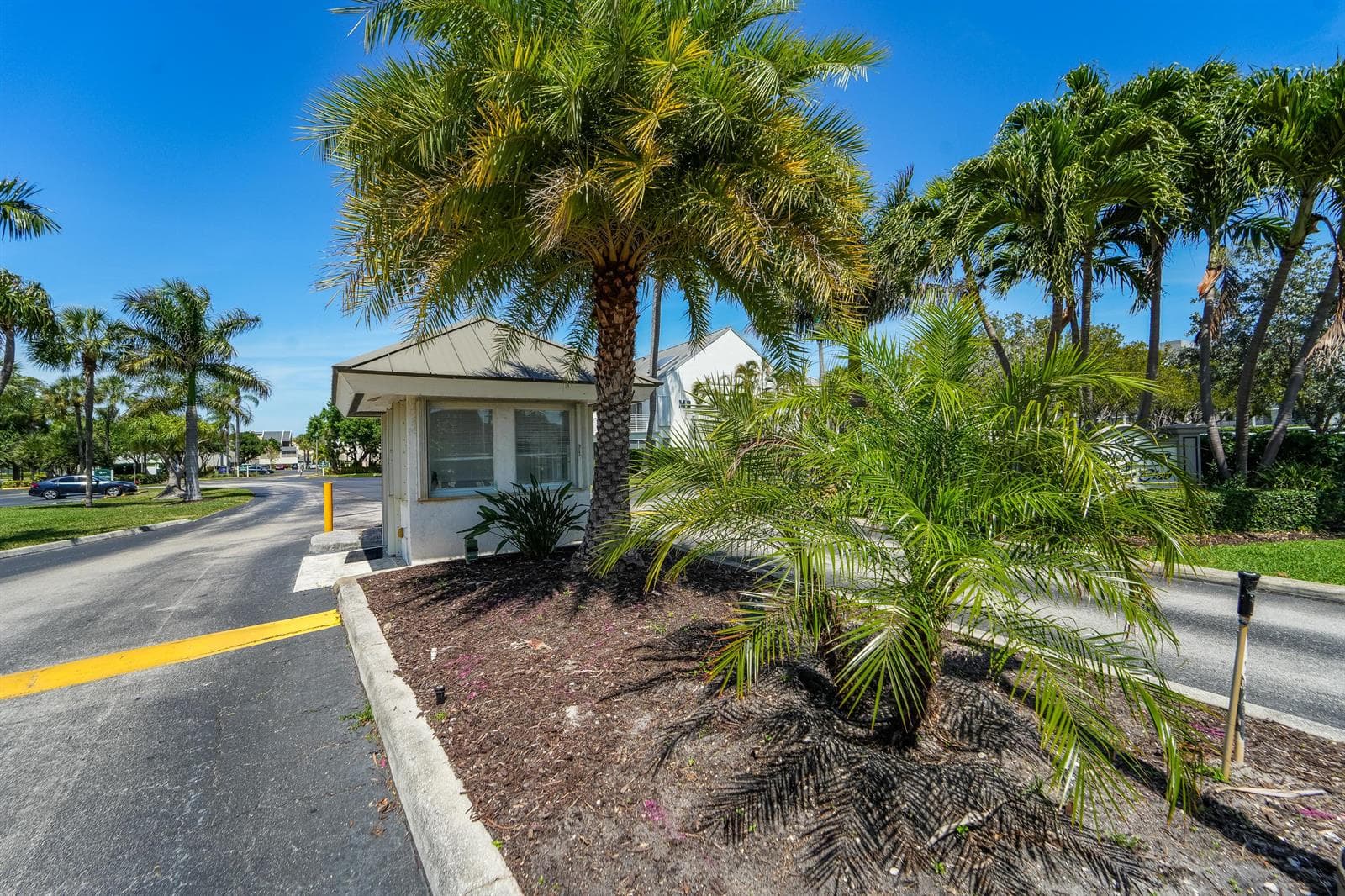 1605 S Us Highway 1 # 303m1, Jupiter, FL 33477 photo 2