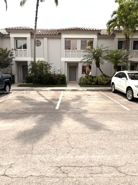571 NW 208th Cir, Pembroke Pines, FL 33029 photo 2