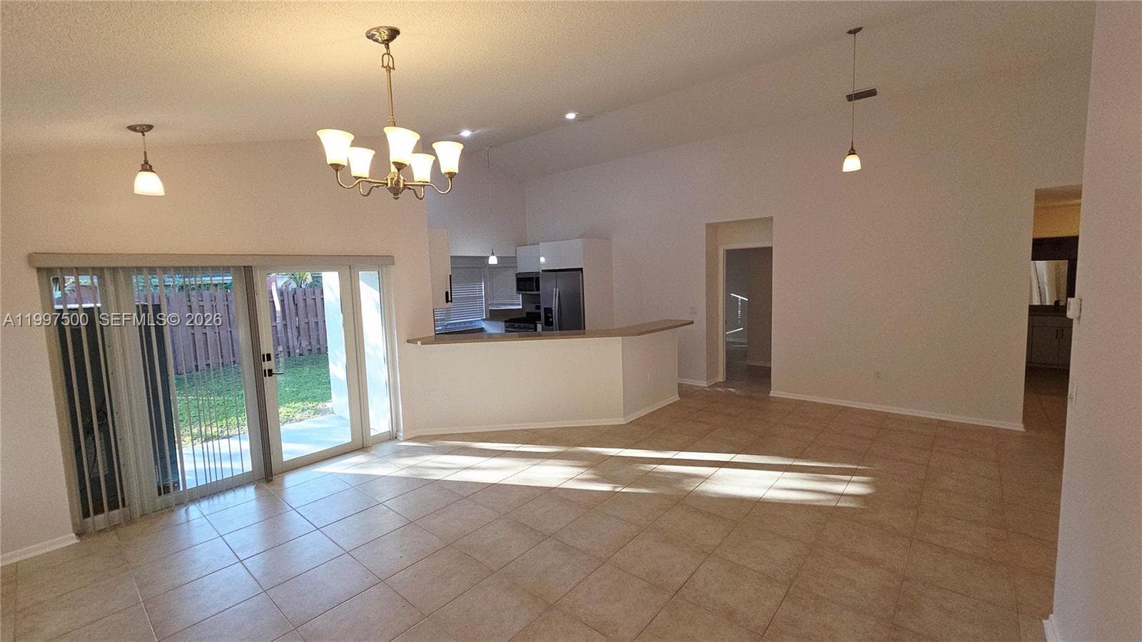 3247 NW 123rd Ave, Sunrise, FL 33323 photo 2