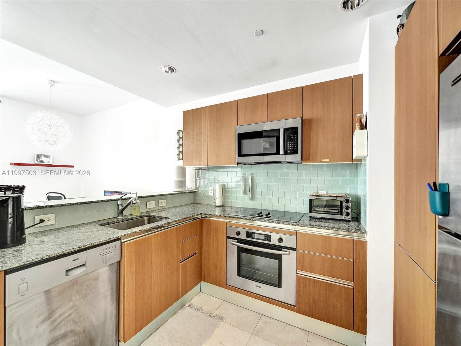 1050 Brickell Ave # 2722, Miami, FL 33131 photo 2