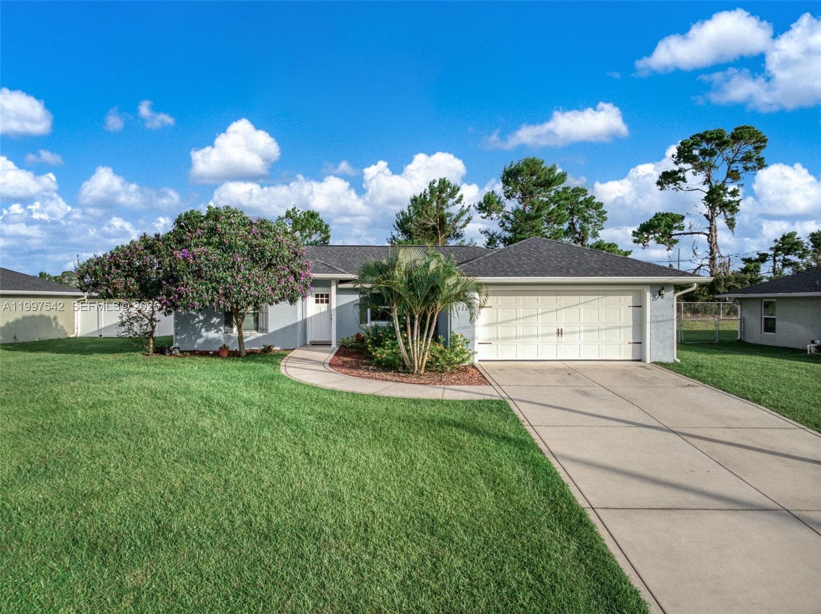 112 Bimini St NE, Lake Placid, FL 33852 photo 2