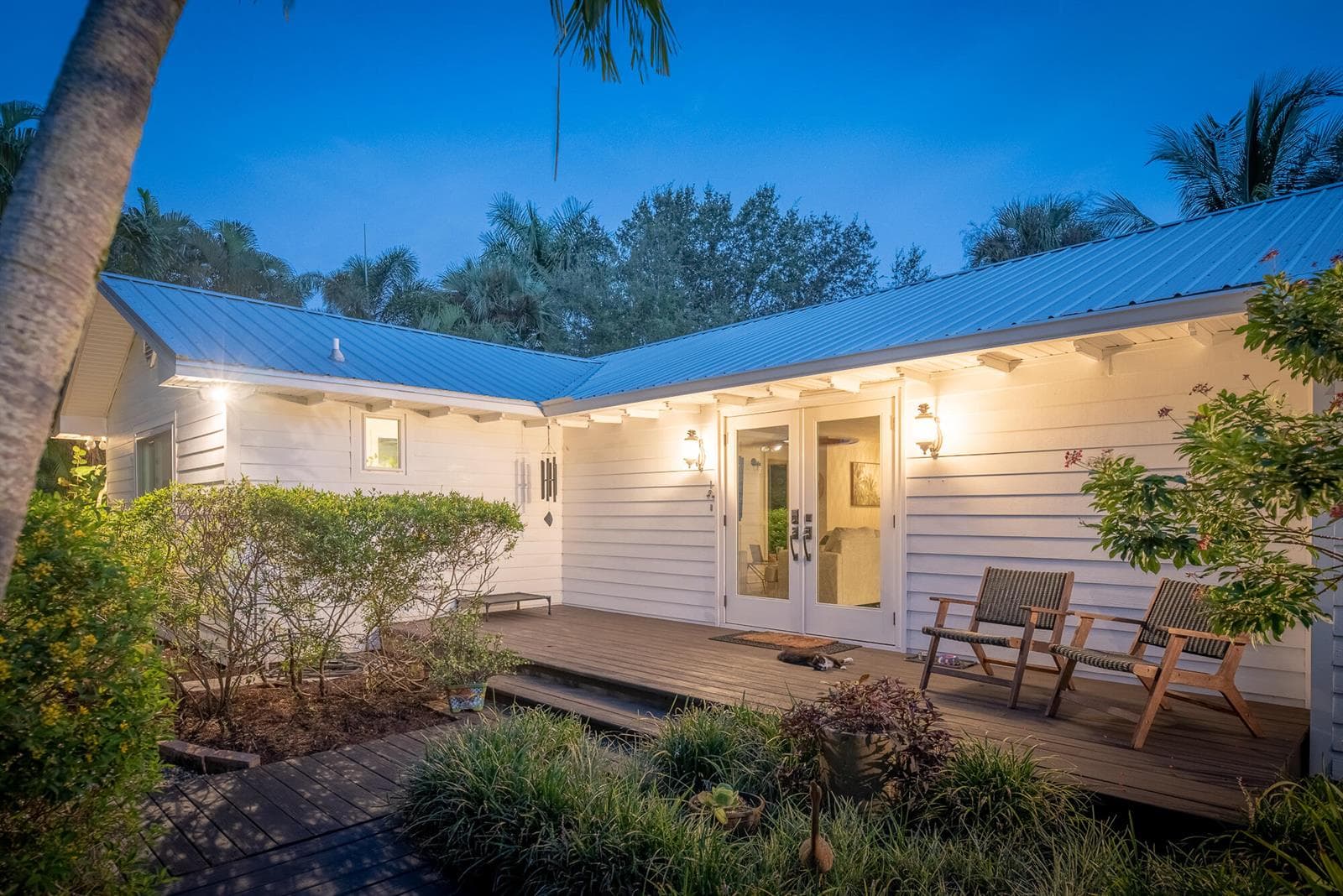 547 SW Riverview Street, Stuart, FL 34994 photo 4