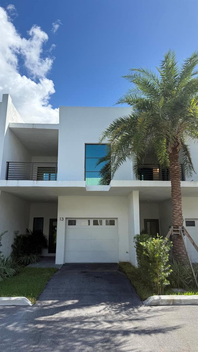 2526 Pierce Street # 4, Hollywood, FL 33020 photo 2
