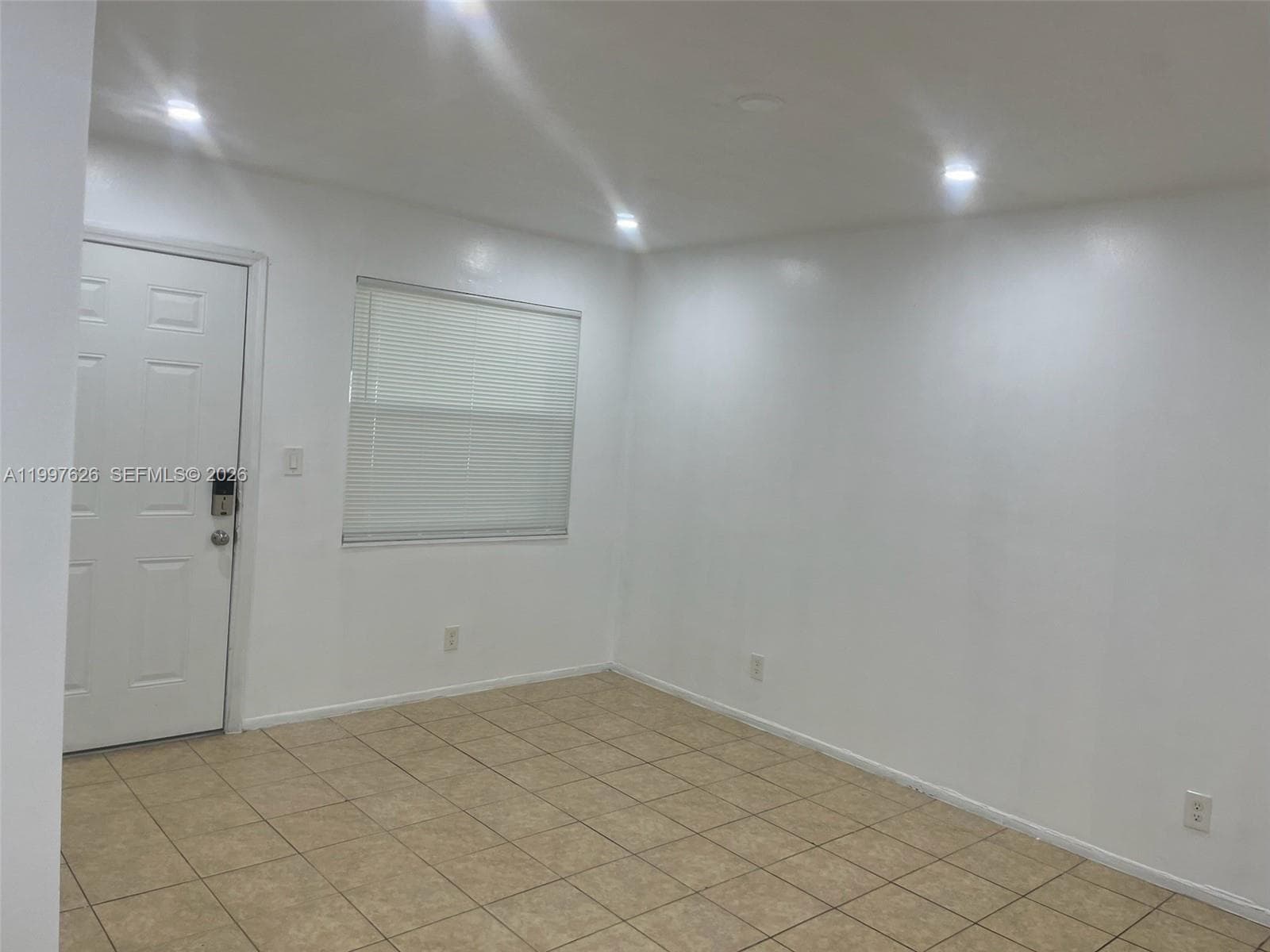 4800 NW 24th Ct # D103, Lauderdale Lakes, FL 33313 photo 4