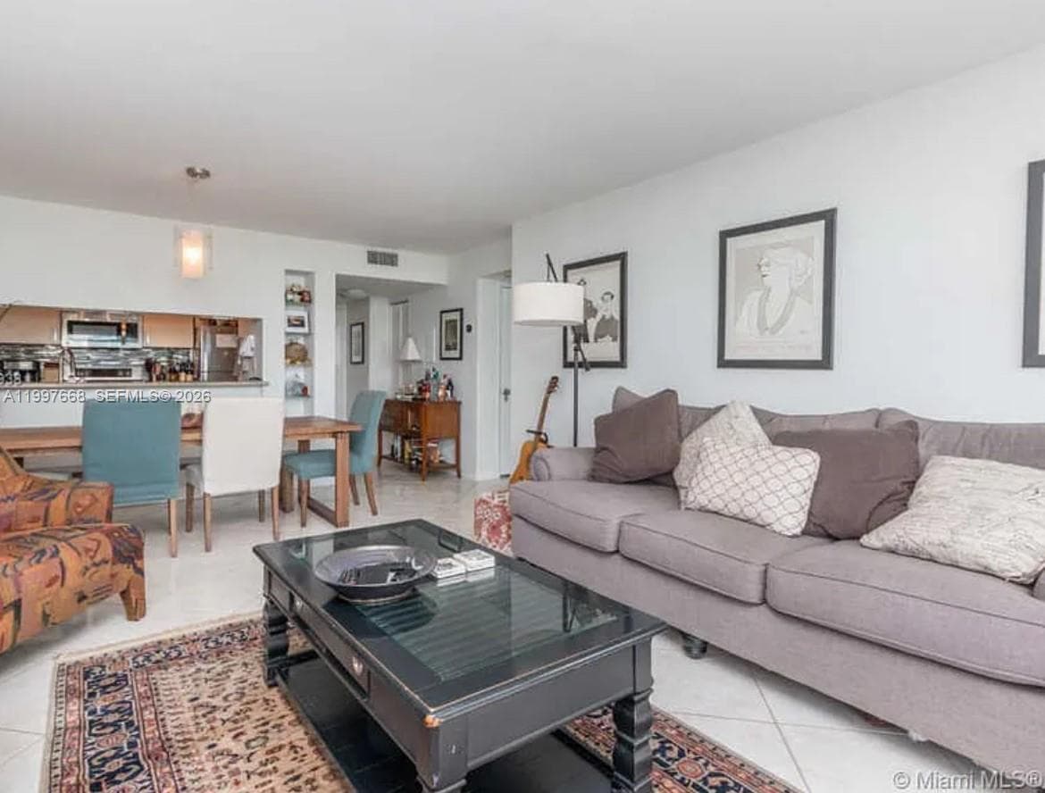 600 NE 36th St # 1006, Miami, FL 33137 photo 3