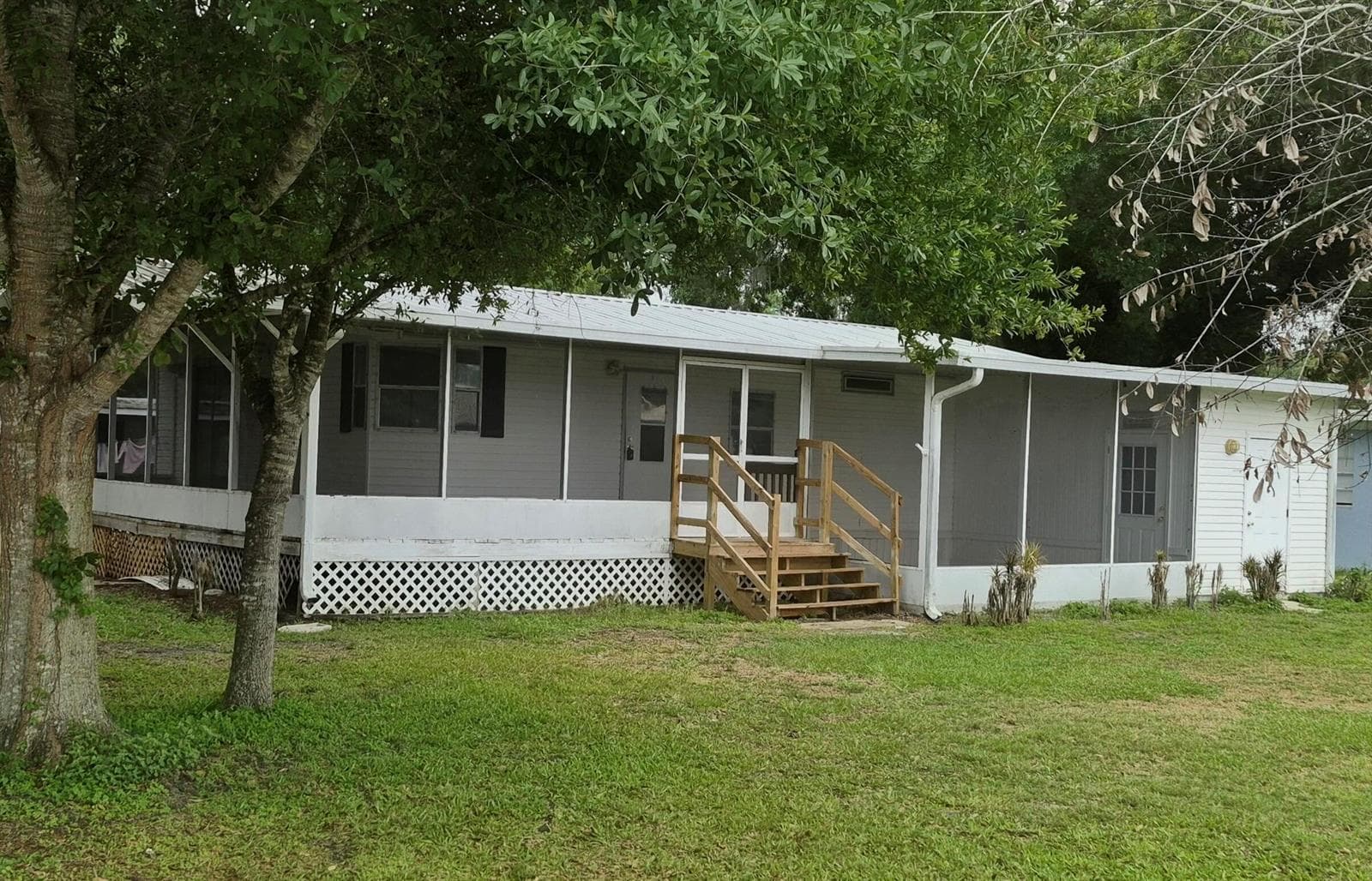 301 SE 5th Avenue, Okeechobee, FL 34974 photo 2