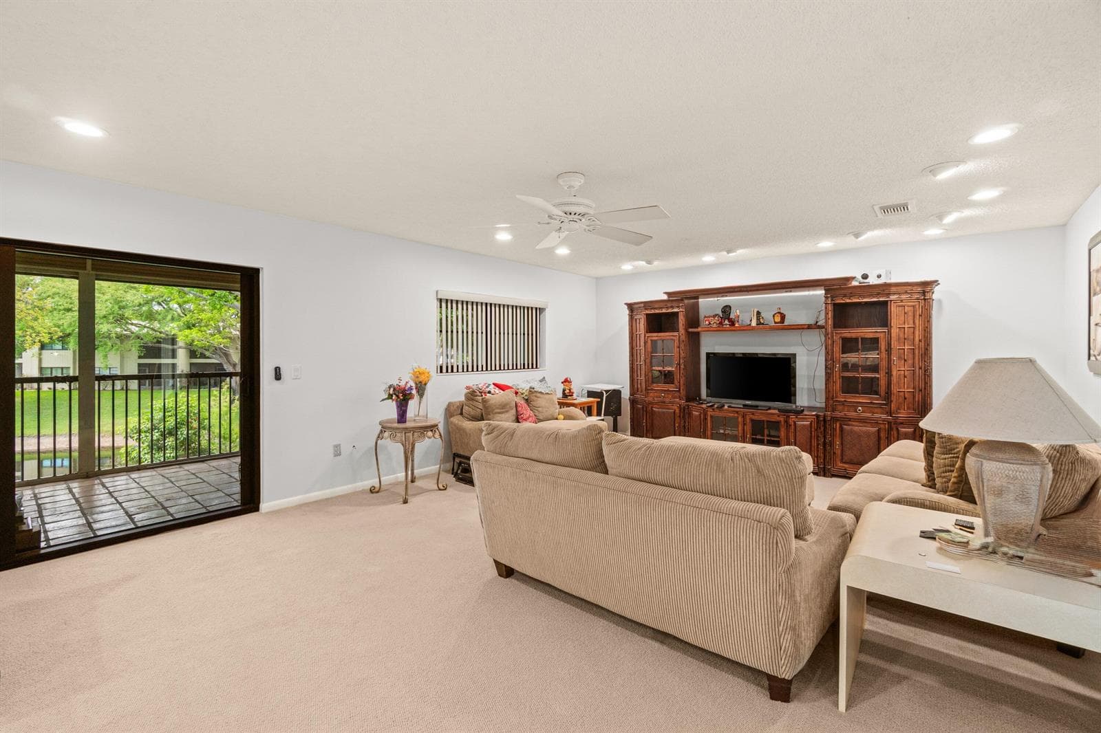 46 Stratford Lane W # D, Boynton Beach, FL 33436 photo 5