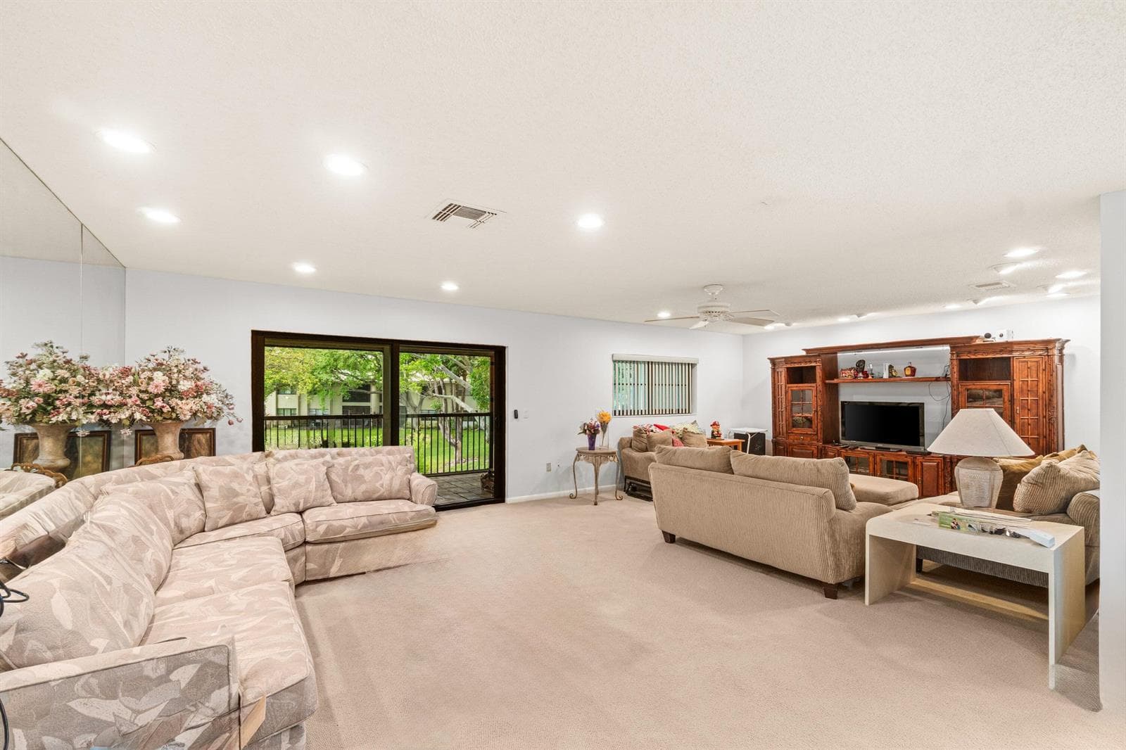 46 Stratford Lane W # D, Boynton Beach, FL 33436 photo 4