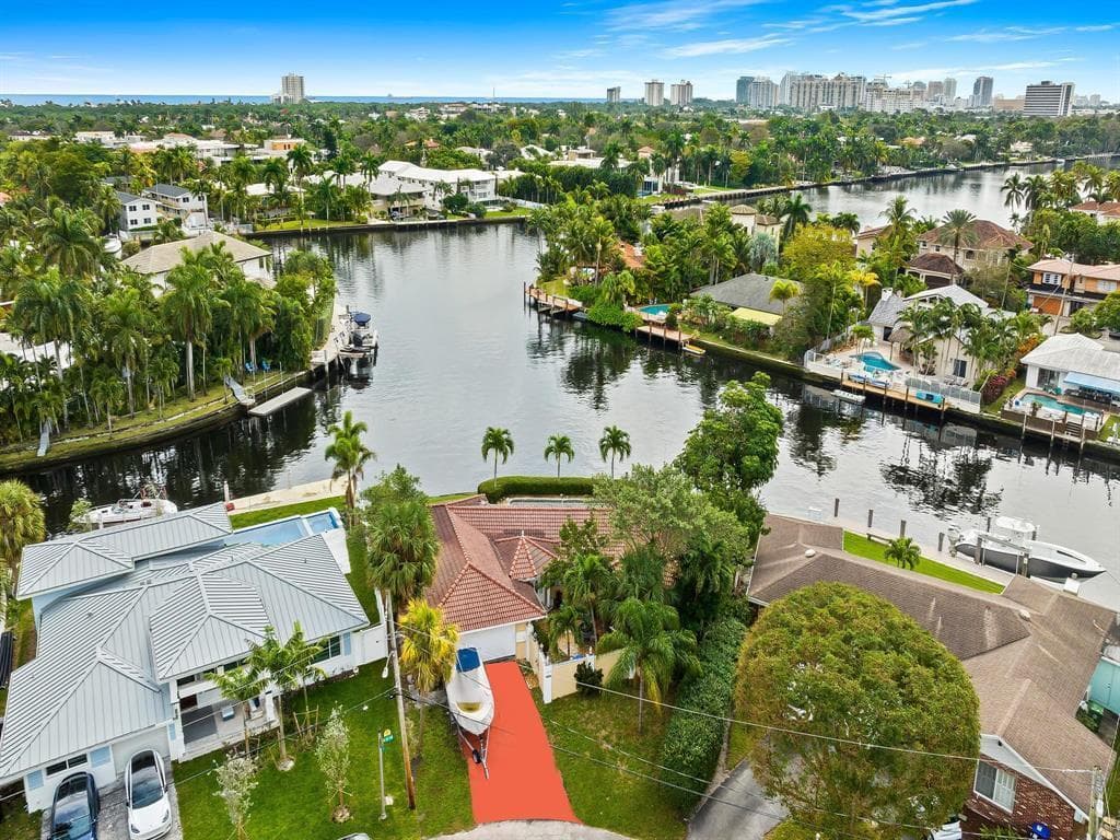 2212 NE 17th Place, Fort Lauderdale, FL 33305 photo 4