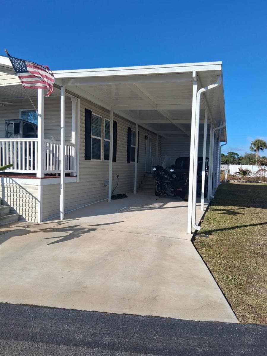 356 Mockingbird Avenue, Fort Pierce, FL 34982 photo 2