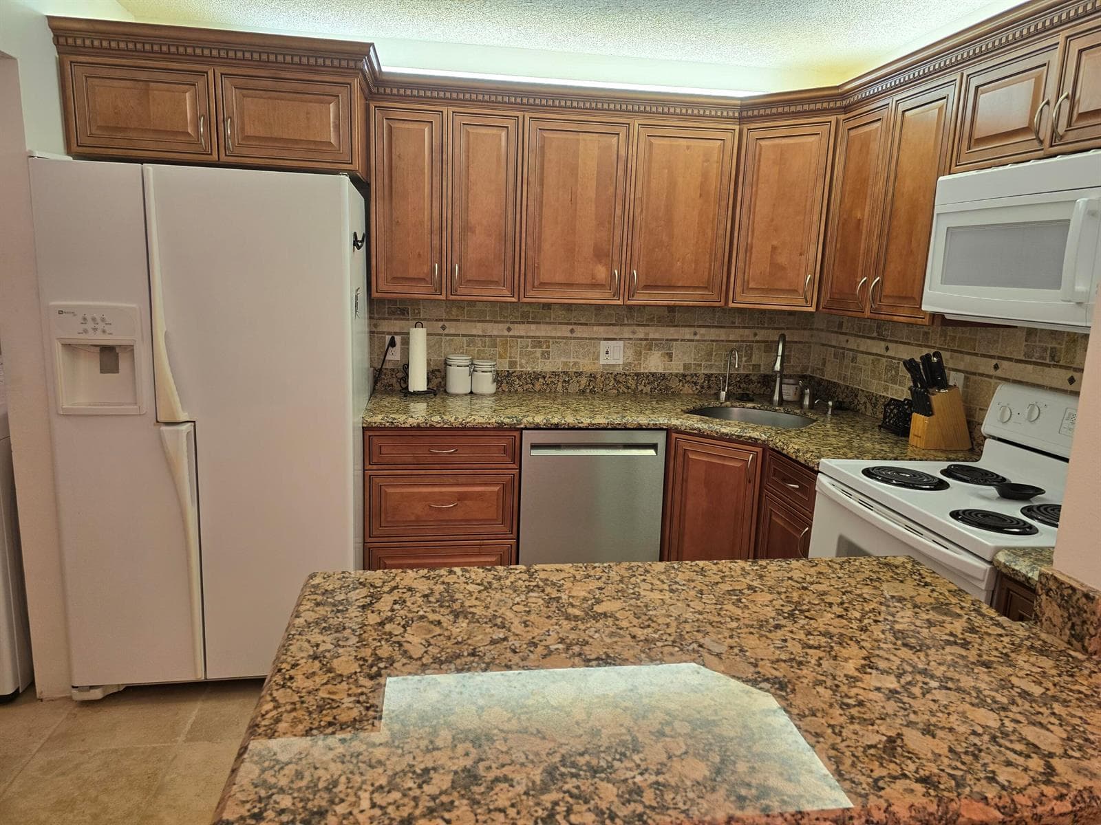 317 Pine Ridge Circle # A-1, FL 33463 photo 2