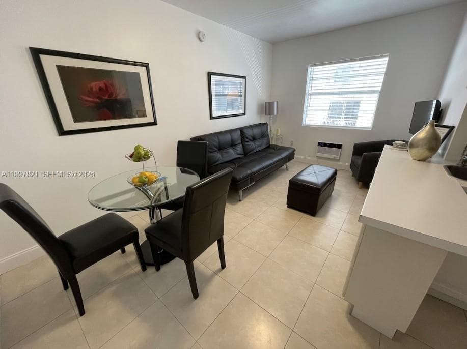 335 Ocean Dr # 214, Miami Beach, FL 33139 photo 5