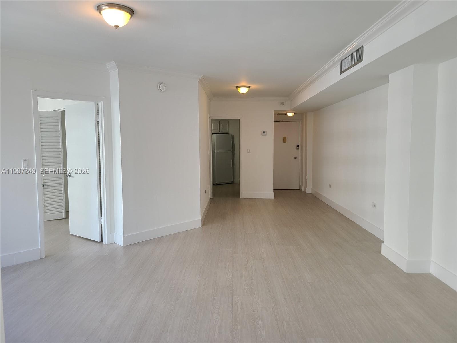 999 Brickell Bay Dr # 1207, Miami, FL 33131 photo 2