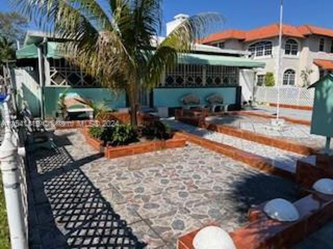 5934 NE 4th ct, Miami, FL 33137 photo 5