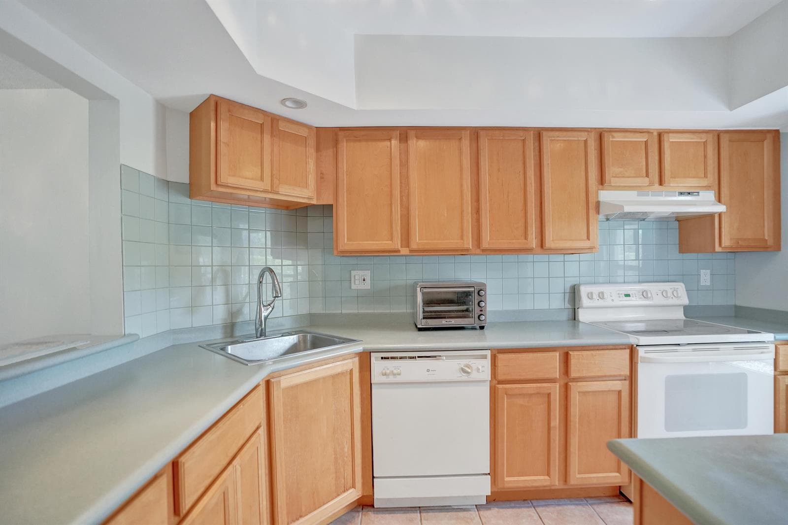 900 SW 12th Street # 100, Fort Lauderdale, FL 33315 photo 3