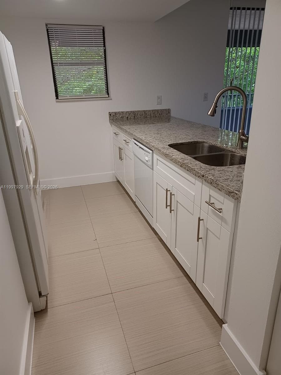 16220 NW 2nd Ave # 411, Miami, FL 33169 photo 4