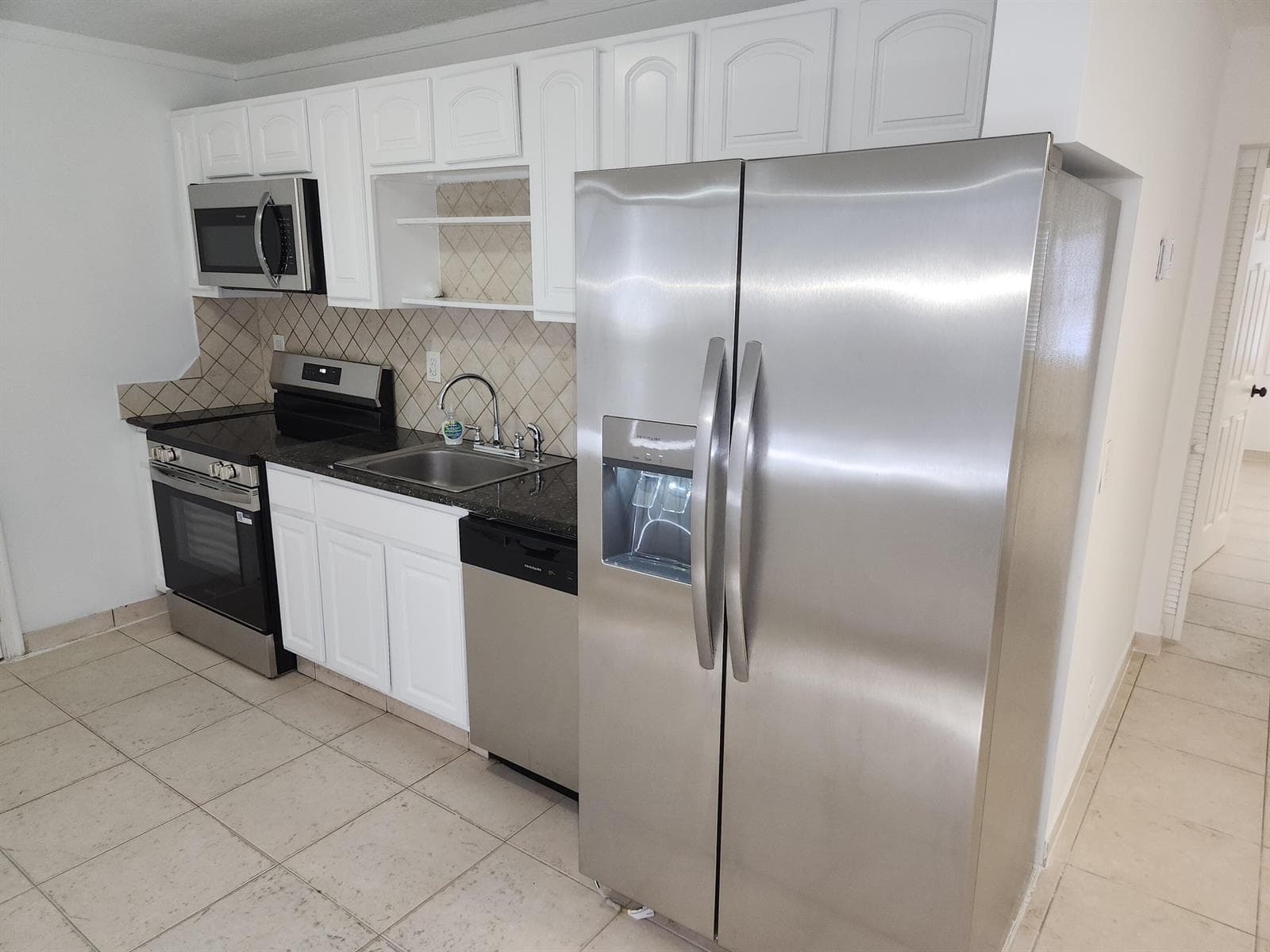 210 NW 13th Avenue, Delray Beach, FL 33444 photo 2
