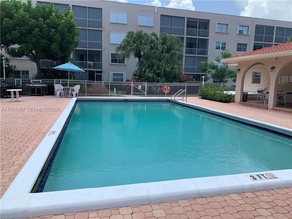 1541 S Ocean Blvd # 318, Lauderdale By The Sea, FL 33062 photo 5