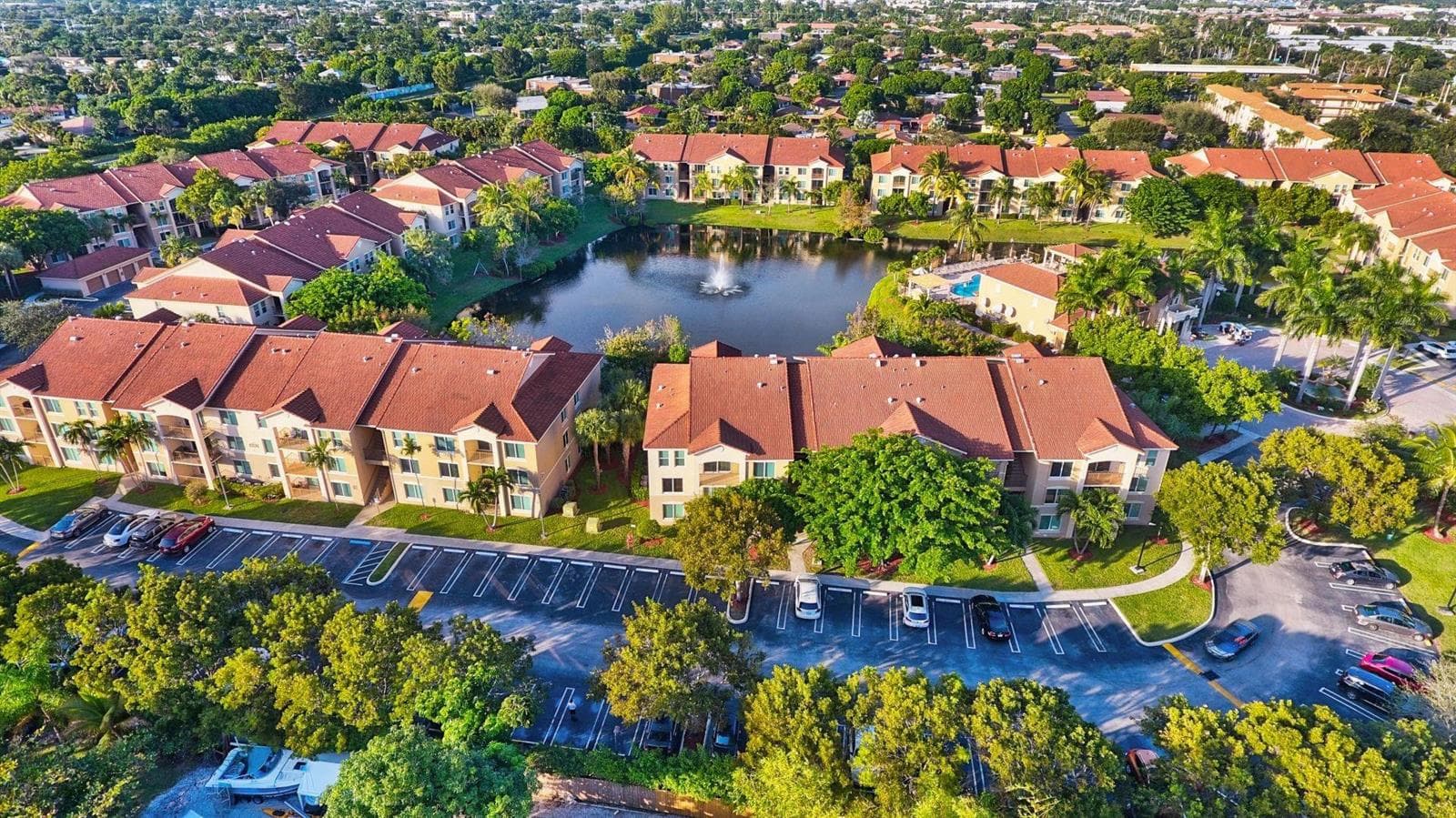 310 Villa Circle # 310, Boynton Beach, FL 33435 photo 2