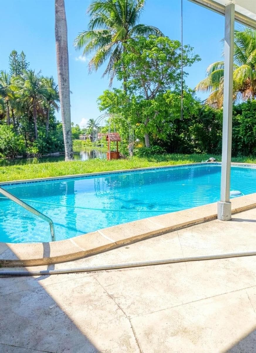 6641 Miramar Parkway, Miramar, FL 33023 photo 2