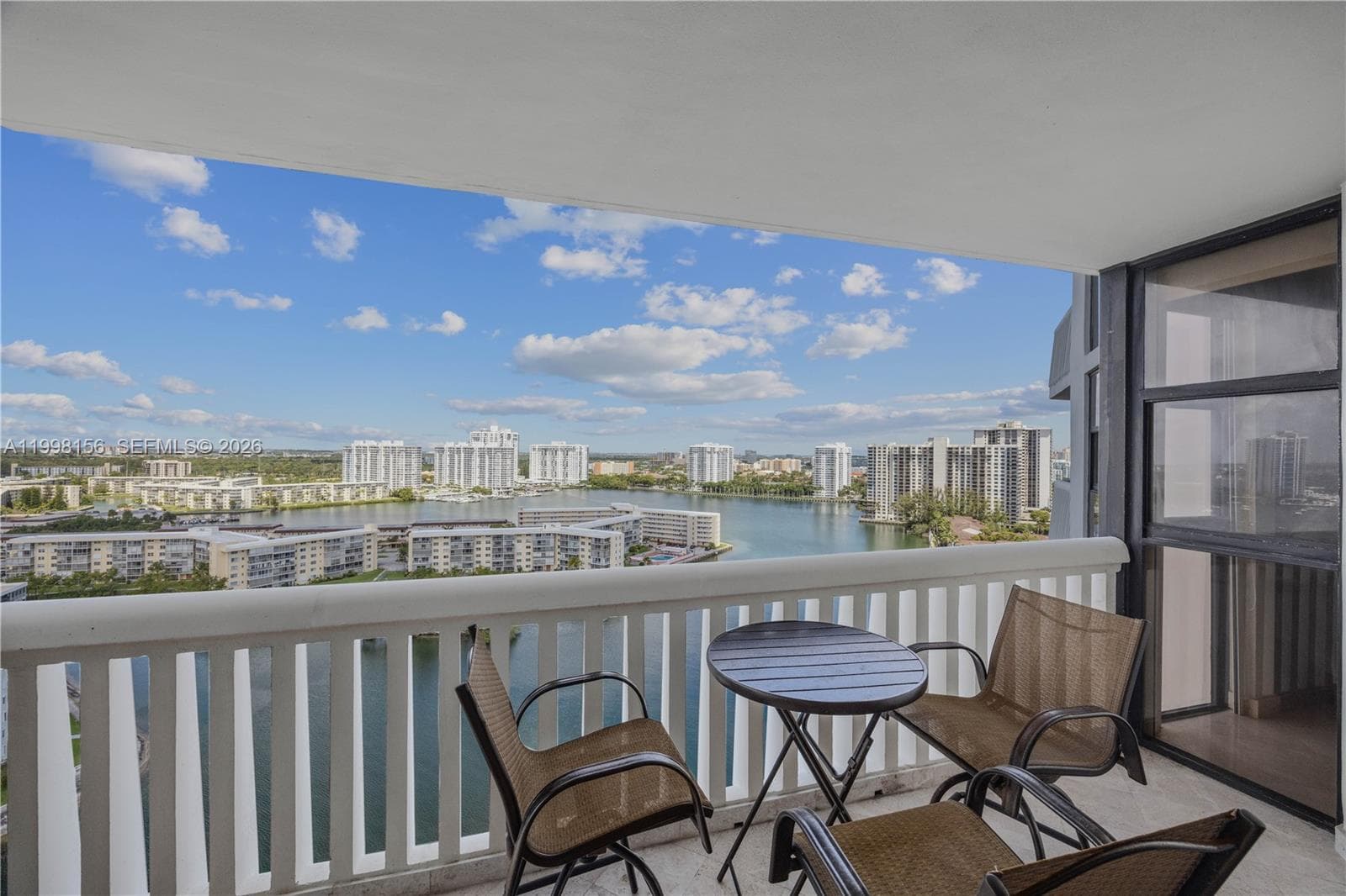 1000 W Island Blvd # 1910, Aventura, FL 33160 photo 3