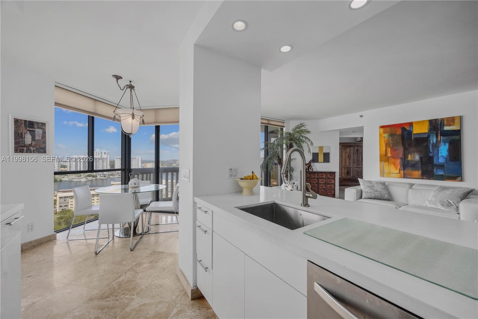 1000 W Island Blvd # 1910, Aventura, FL 33160 photo 5