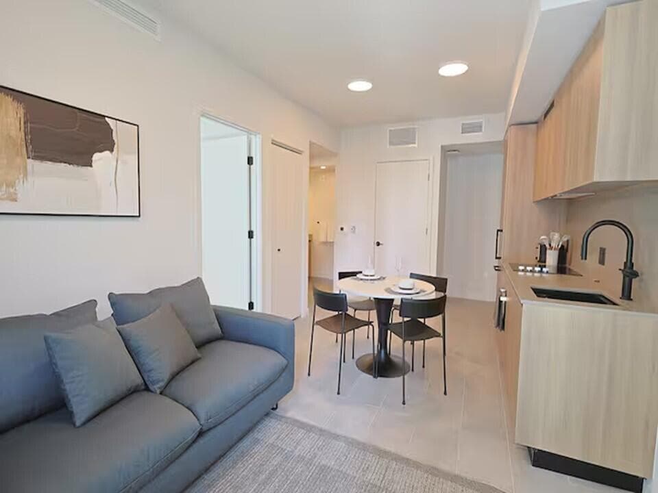 121 NE 5th Street # 1506, Miami, FL 33132 photo 3