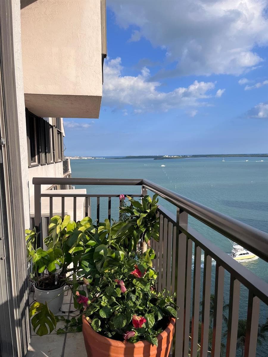 540 Brickell Key Drive # 1721, Miami, FL 33131 photo 2