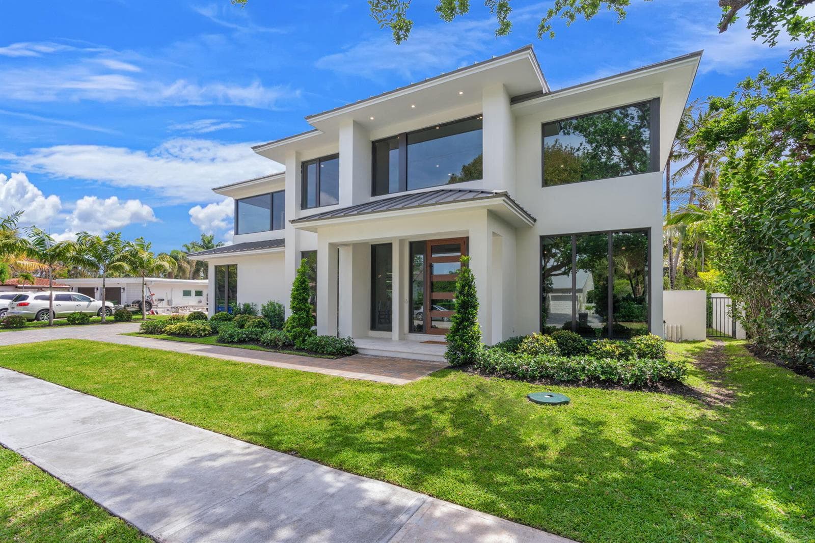 2406 NE 13th Court, Fort Lauderdale, FL 33304 photo 3