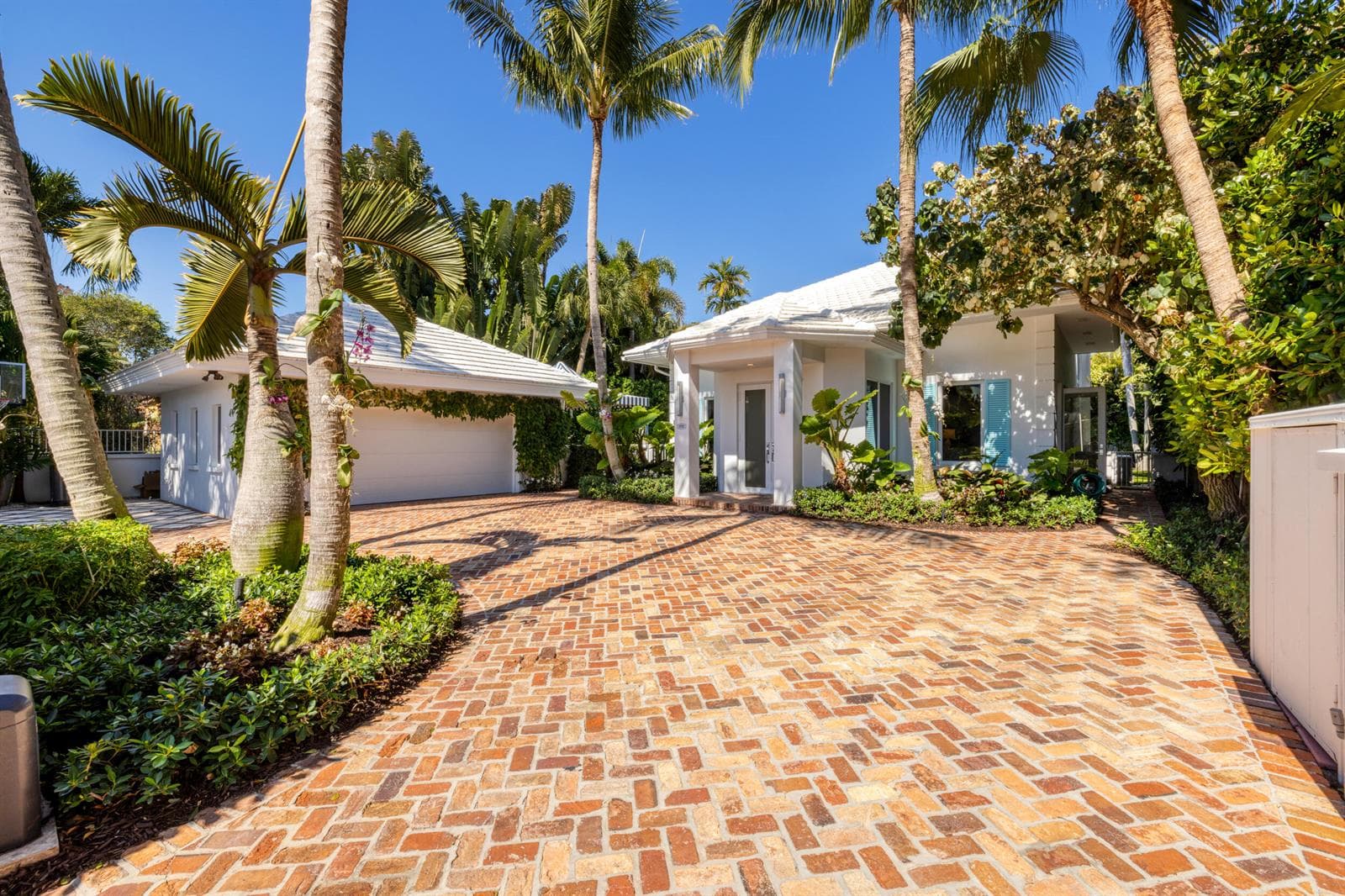 121 Seville Road, West Palm Beach, FL 33405 photo 3