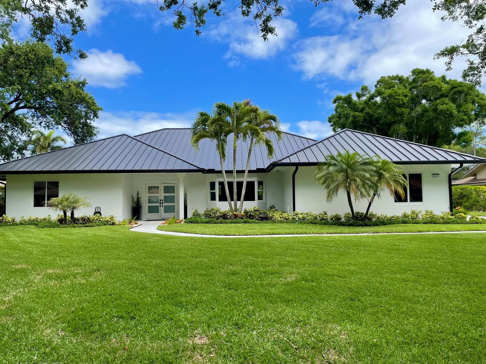 18457 SE Heritage Oaks Lane, Jupiter, FL 33469 photo 2