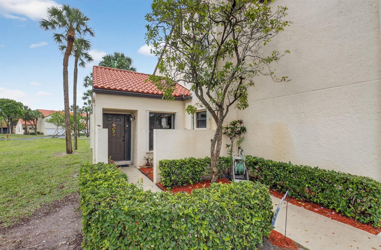 10 Vía De Casas Sur # 101, Boynton Beach, FL 33426 photo 2