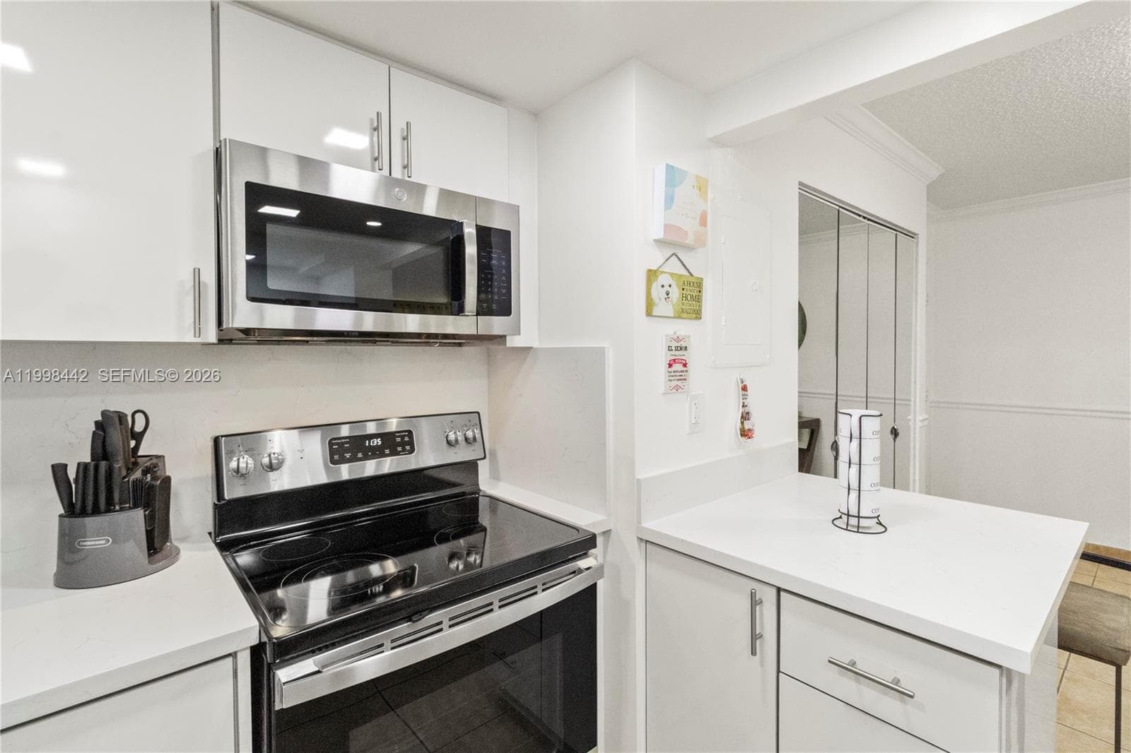 840 NW 87th Ave # 405, Miami, FL 33172 photo 4