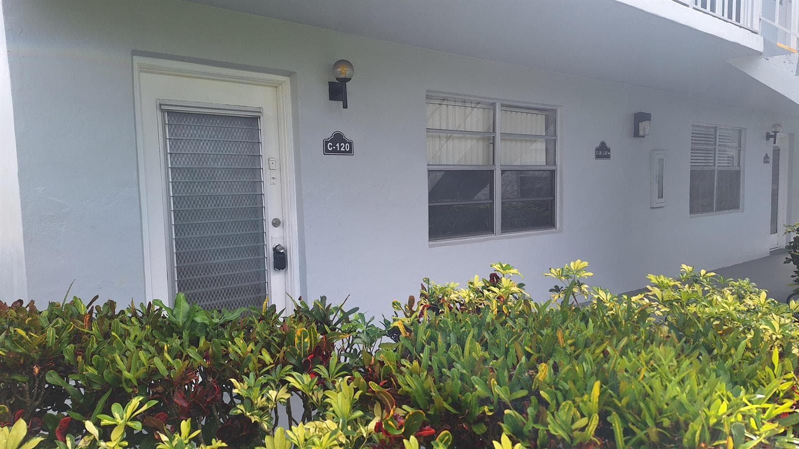 120 Normandy # C, Delray Beach, FL 33484 photo 2