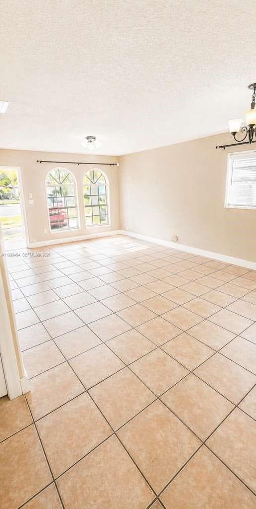 880 E 26th St, Hialeah, FL 33013 photo 5