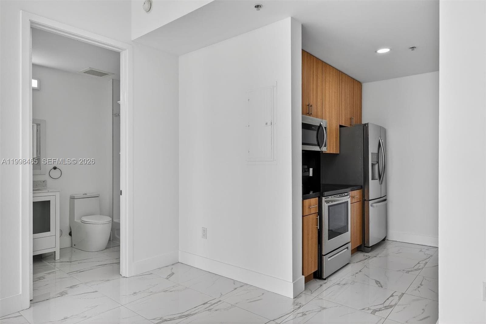 2200 NE 4th Ave # 1003, Miami, FL 33137 photo 5